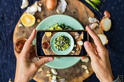Restaurant sosiale medier innlegg ideer: Hvordan gjøre siden din mer populær?